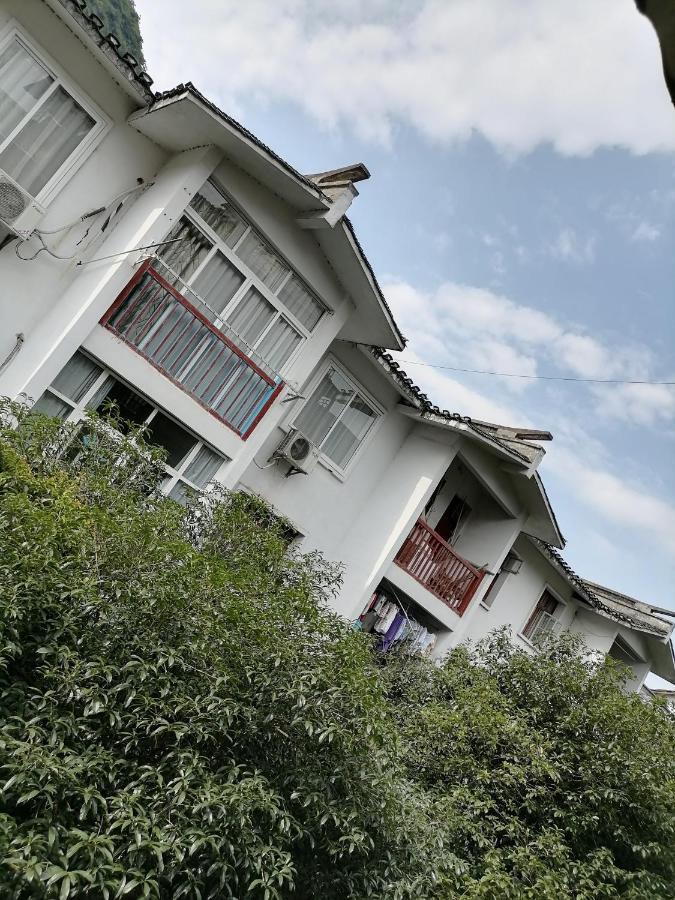 Lazzy Inn Yangshuo Buitenkant foto