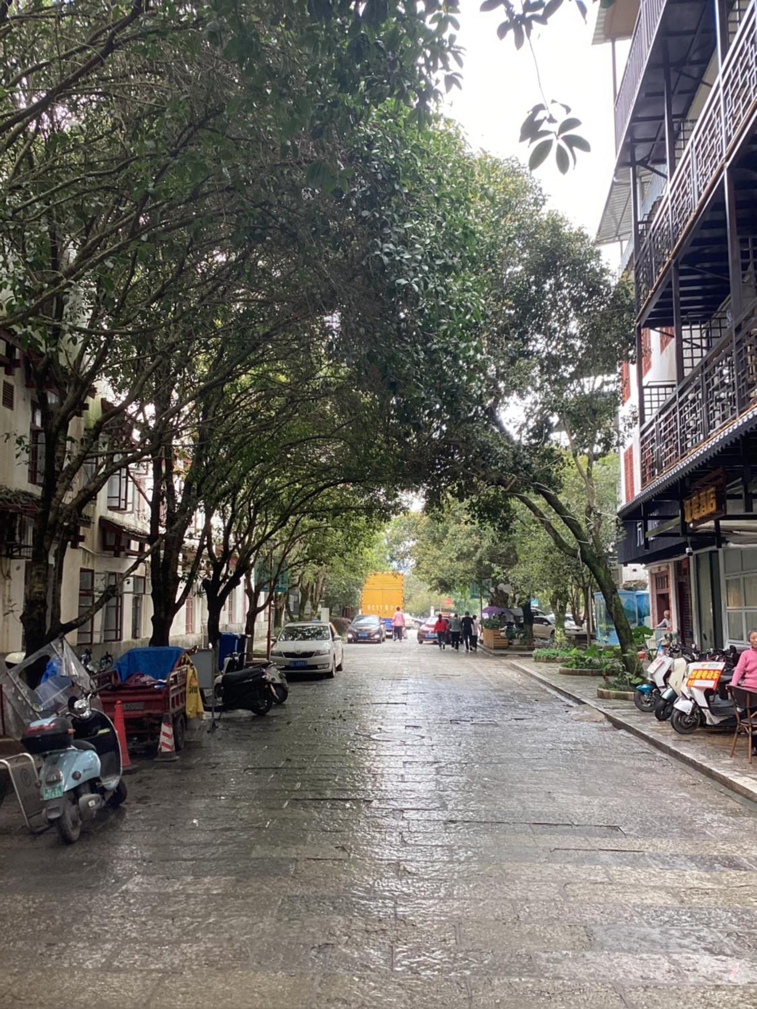 Lazzy Inn Yangshuo Buitenkant foto