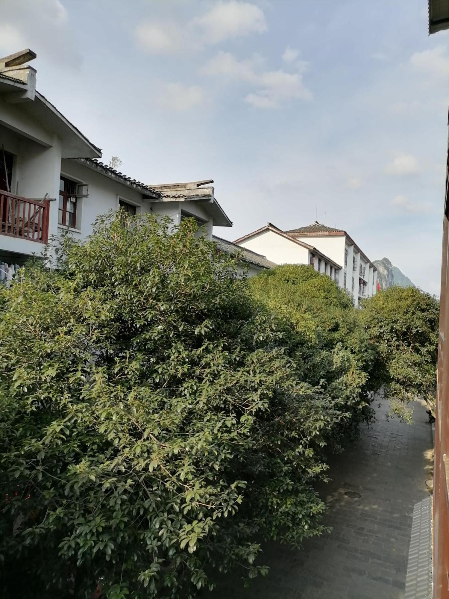 Lazzy Inn Yangshuo Buitenkant foto