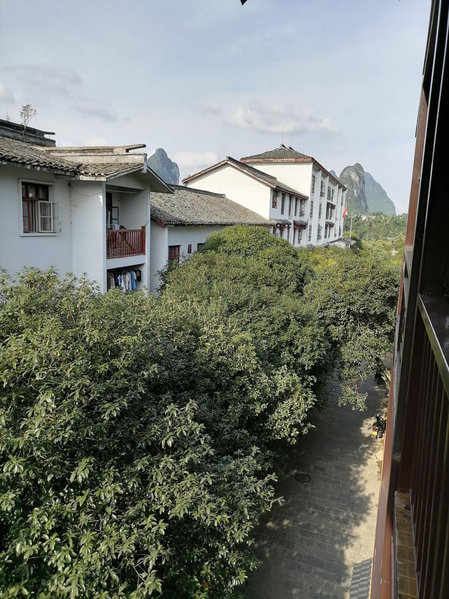 Lazzy Inn Yangshuo Buitenkant foto
