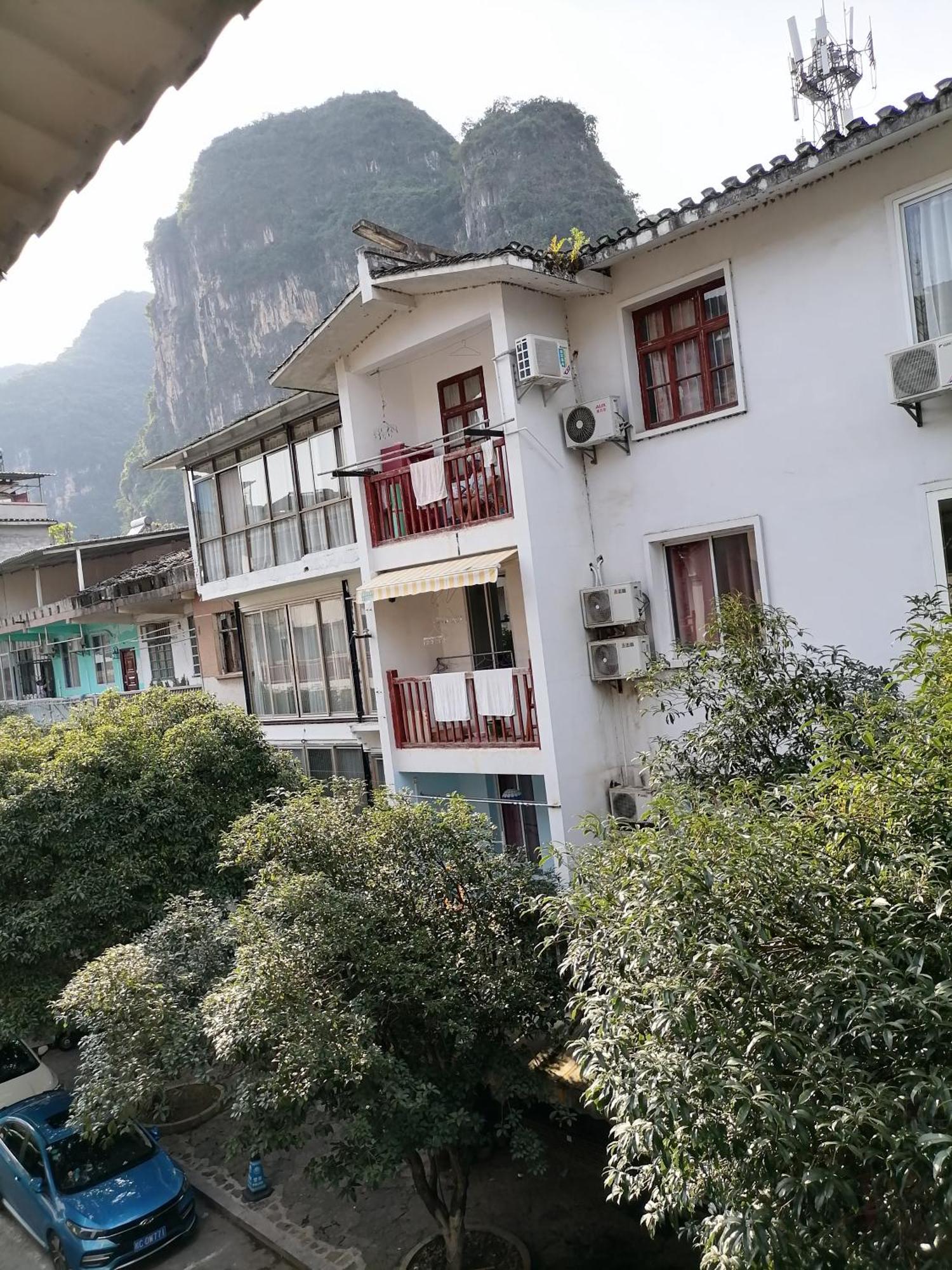 Lazzy Inn Yangshuo Buitenkant foto